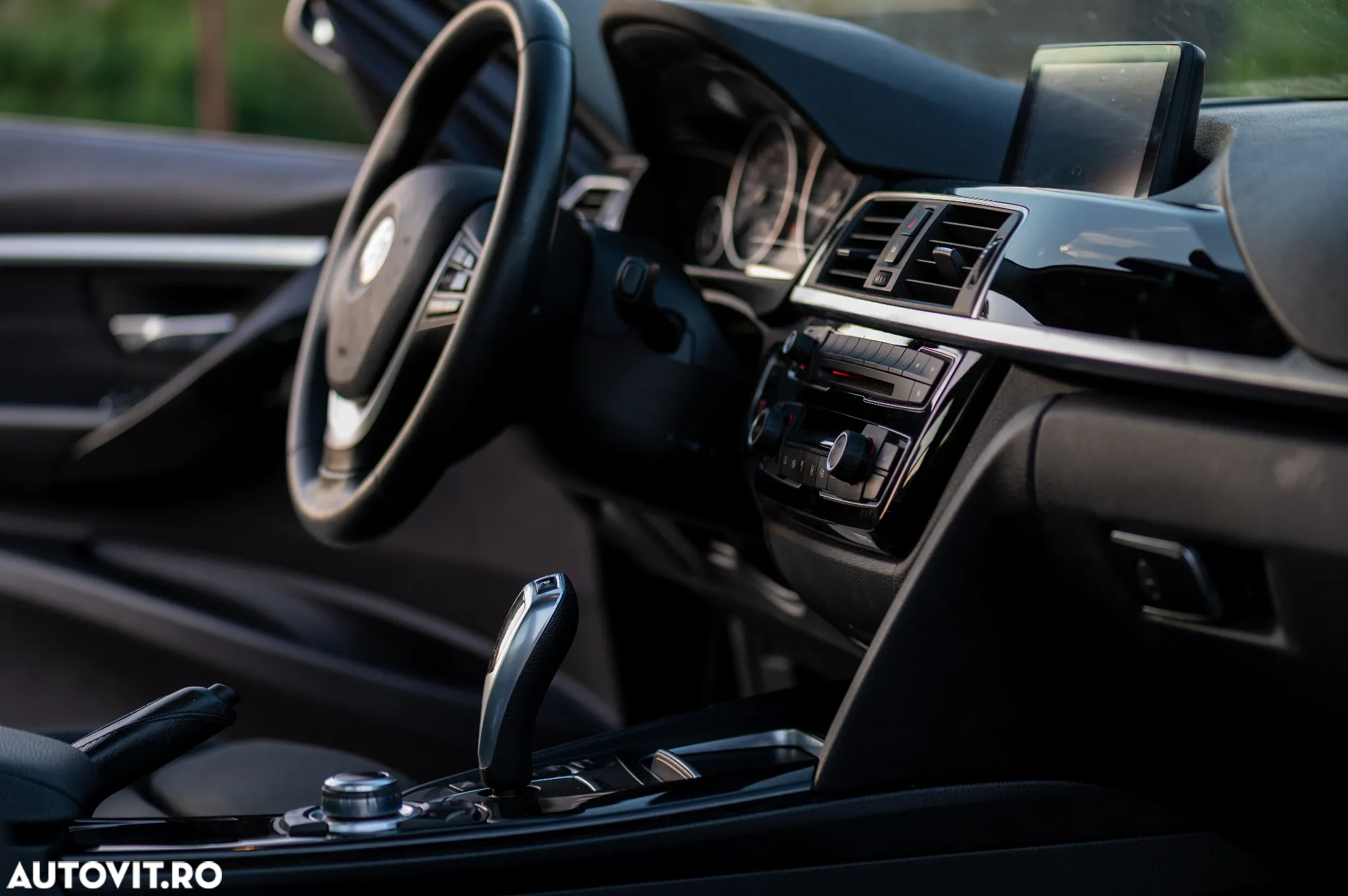BMW Seria 3 - 36