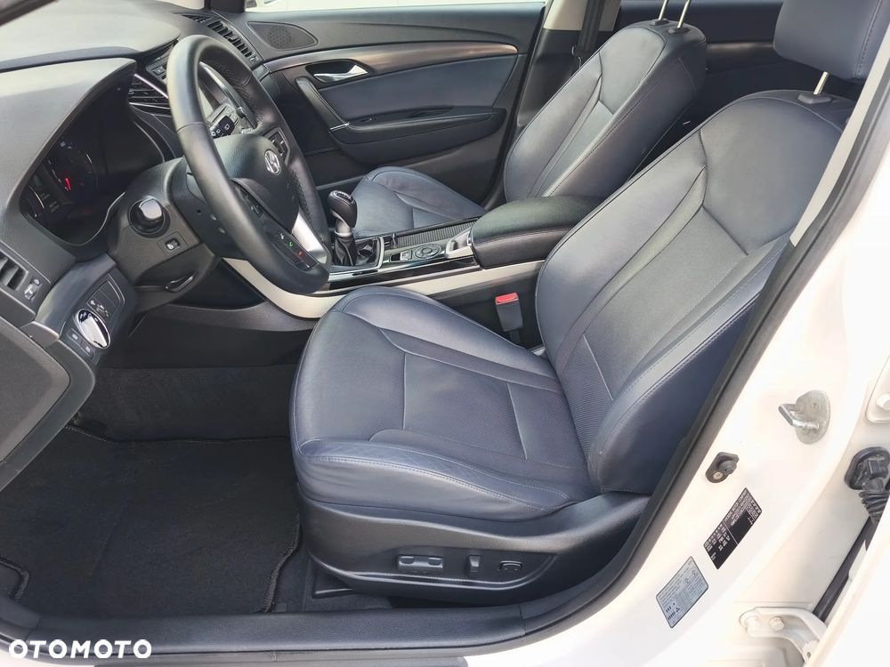 Hyundai i40 1.7 CRDi Comfort + - 25