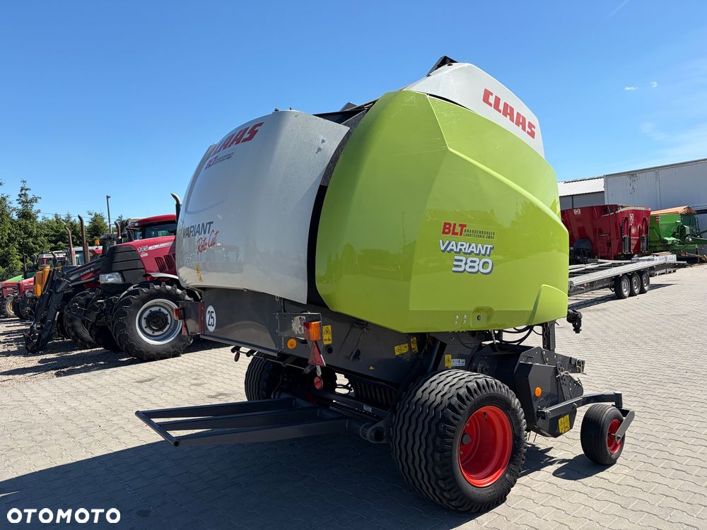 Claas Variant 380 rc - 1