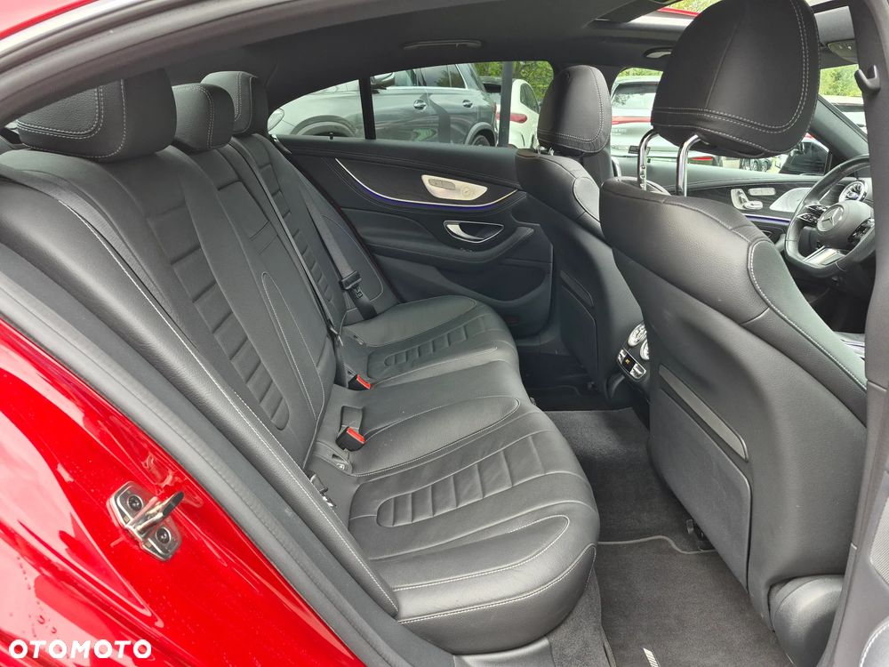 Mercedes-Benz CLS 300 d 4-Matic AMG - 37