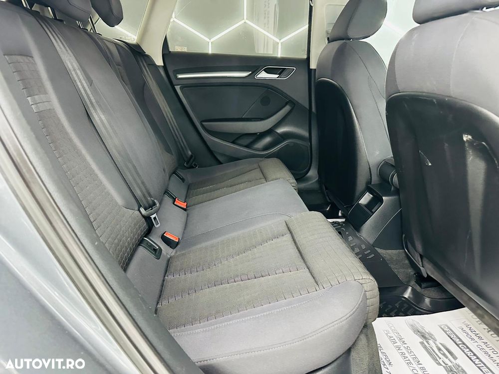 Audi A3 ack 1.6 TDI S-tronic Attraction - 8