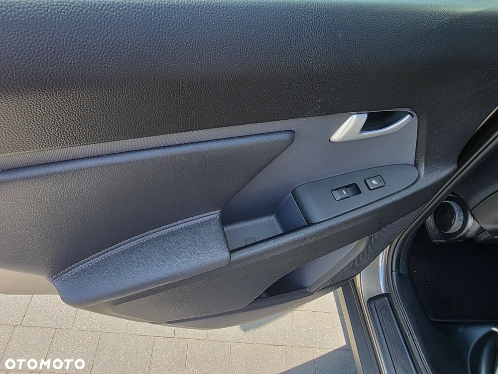 Kia Sportage 1.6 GDI 2WD VISION - 26
