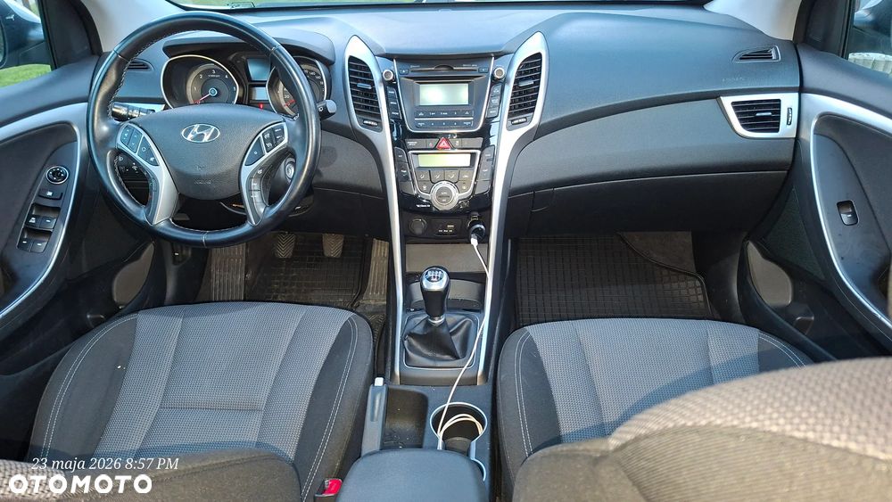 Hyundai i30 1.6 CRDi Classic + - 16