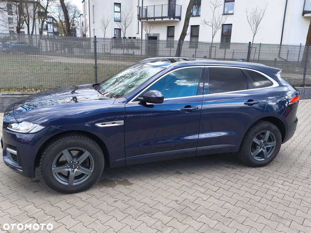 Jaguar F-Pace - 27