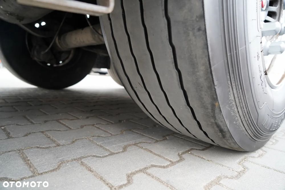 Schmitz Cargobull CHŁODNIA / THERMO KING SLXE 300  / KOSZ NA PALETY / SAF - 21