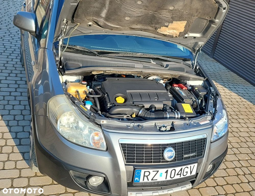 Fiat Sedici - 7