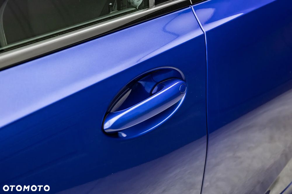 BMW Seria 3 320d xDrive M Sport sport - 36