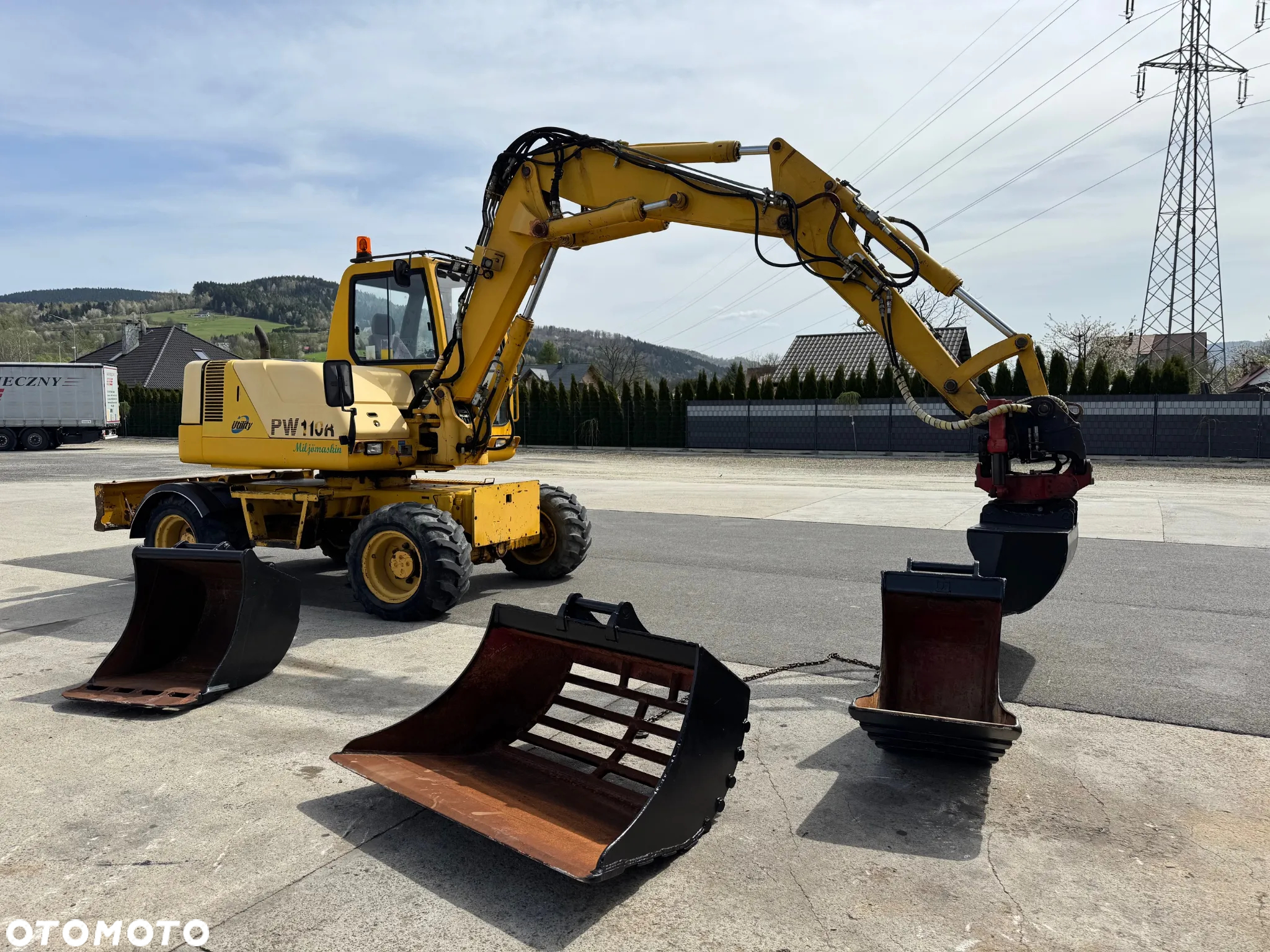 Komatsu PW 110R - 2