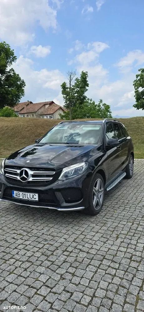 Mercedes-Benz GLE 350 d 4MATIC - 1
