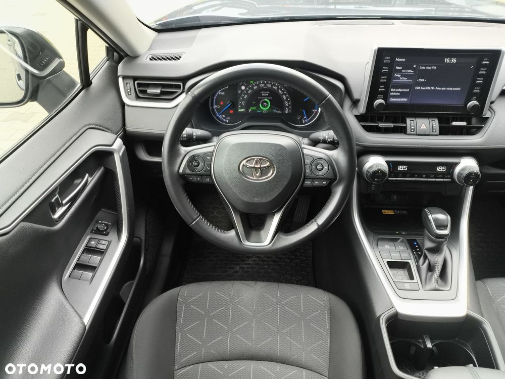 Toyota RAV4 - 12