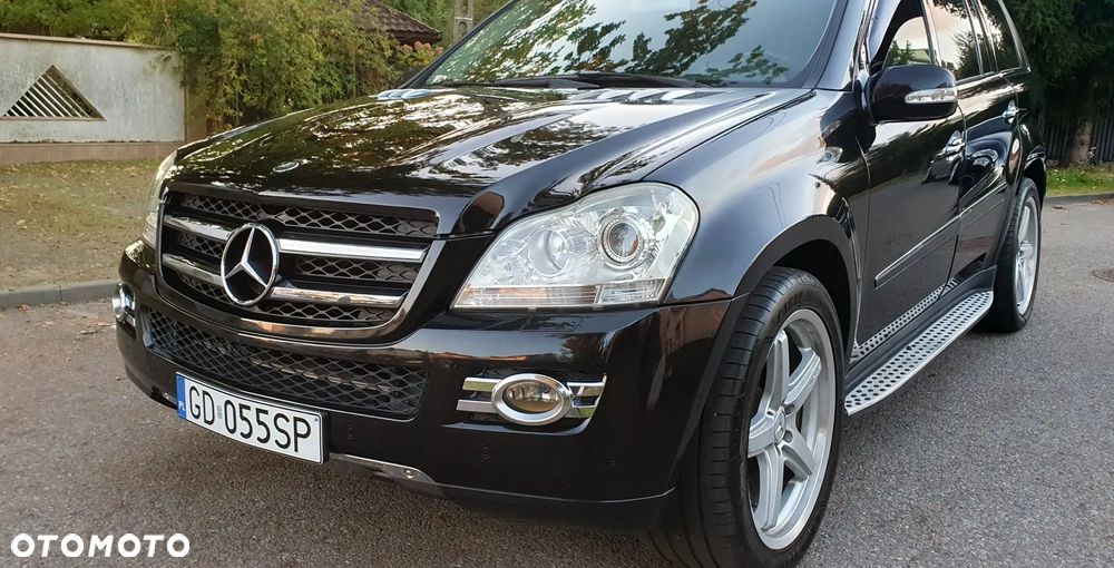 Mercedes-Benz GL 450 - 1