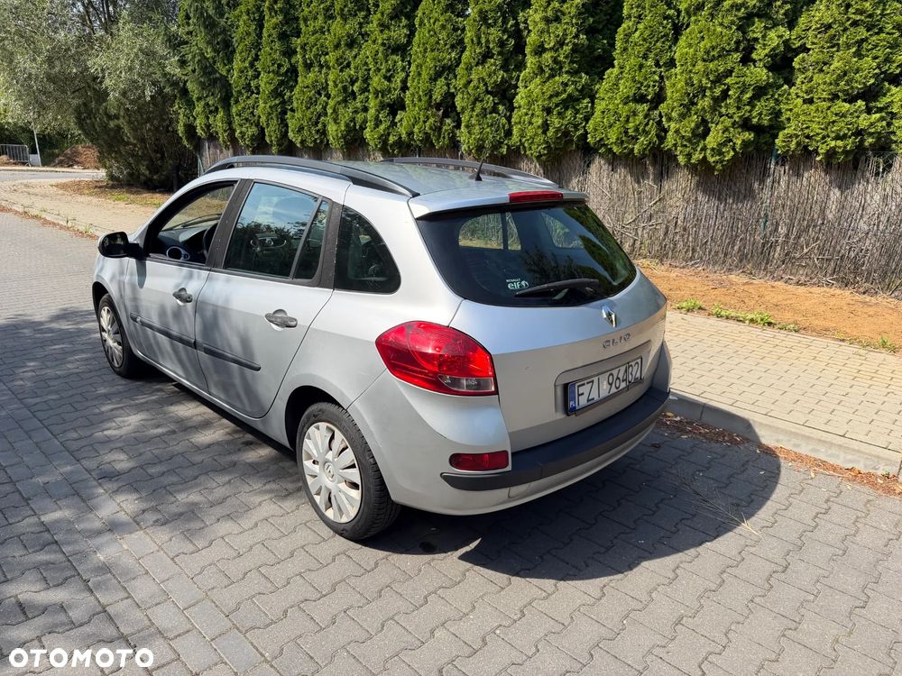 Renault Clio 1.2 16V All Inclusive - 3