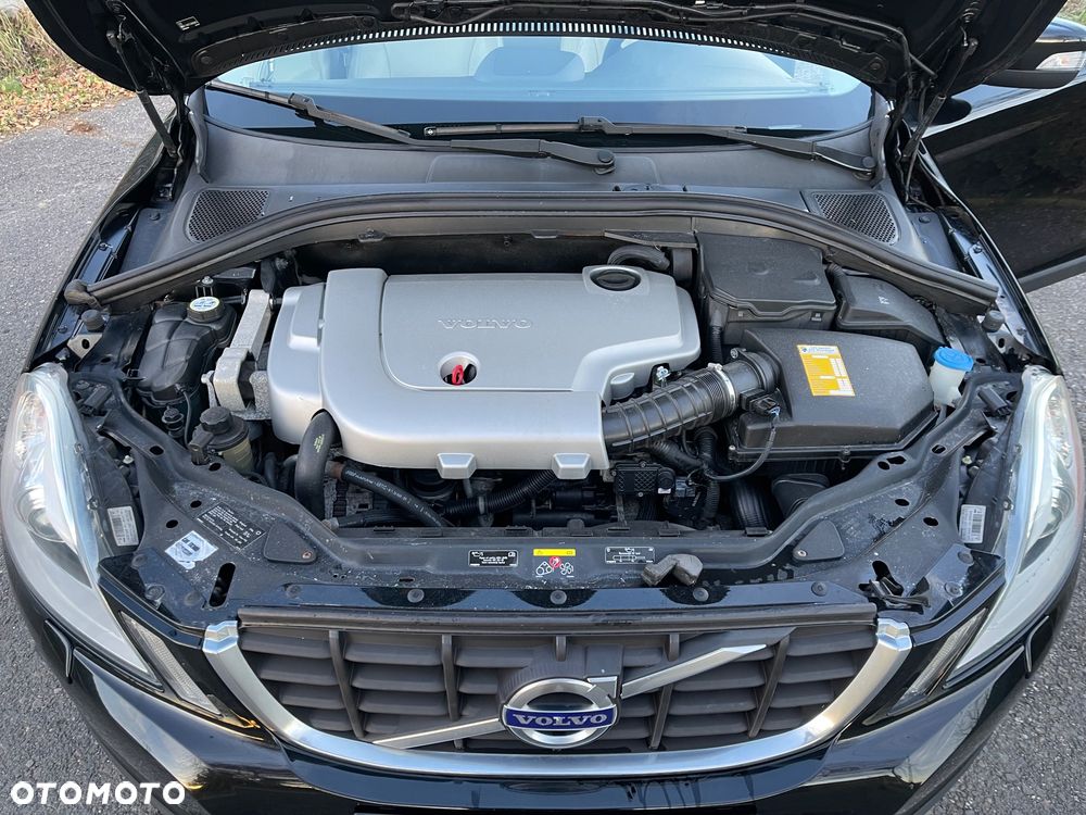 Volvo XC 60 D5 AWD Summum - 7