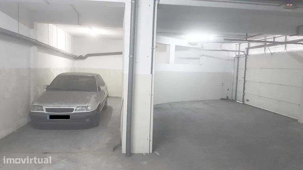 ALUGO GARAGEM 29,53M2 EM MONTE DOS BURGOS - S.MAMEDE DE INFESTA- PORTO - Grande imagem: 2/3