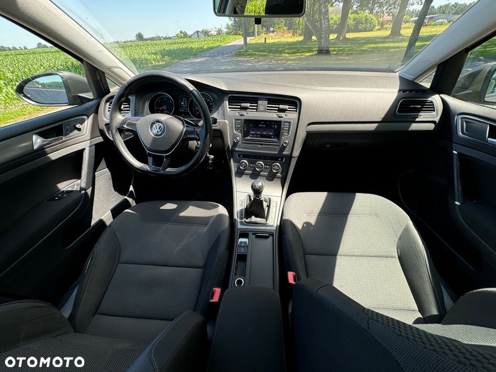 Volkswagen Golf 1.6 TDI DPF BlueMotion - 10