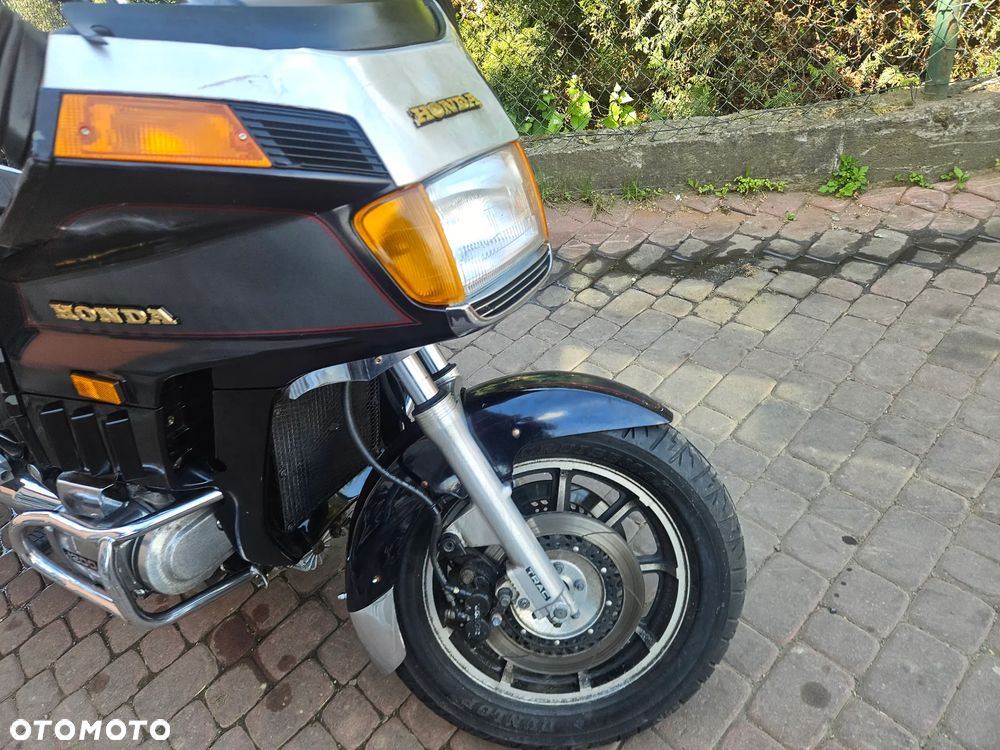 Honda GL - 6