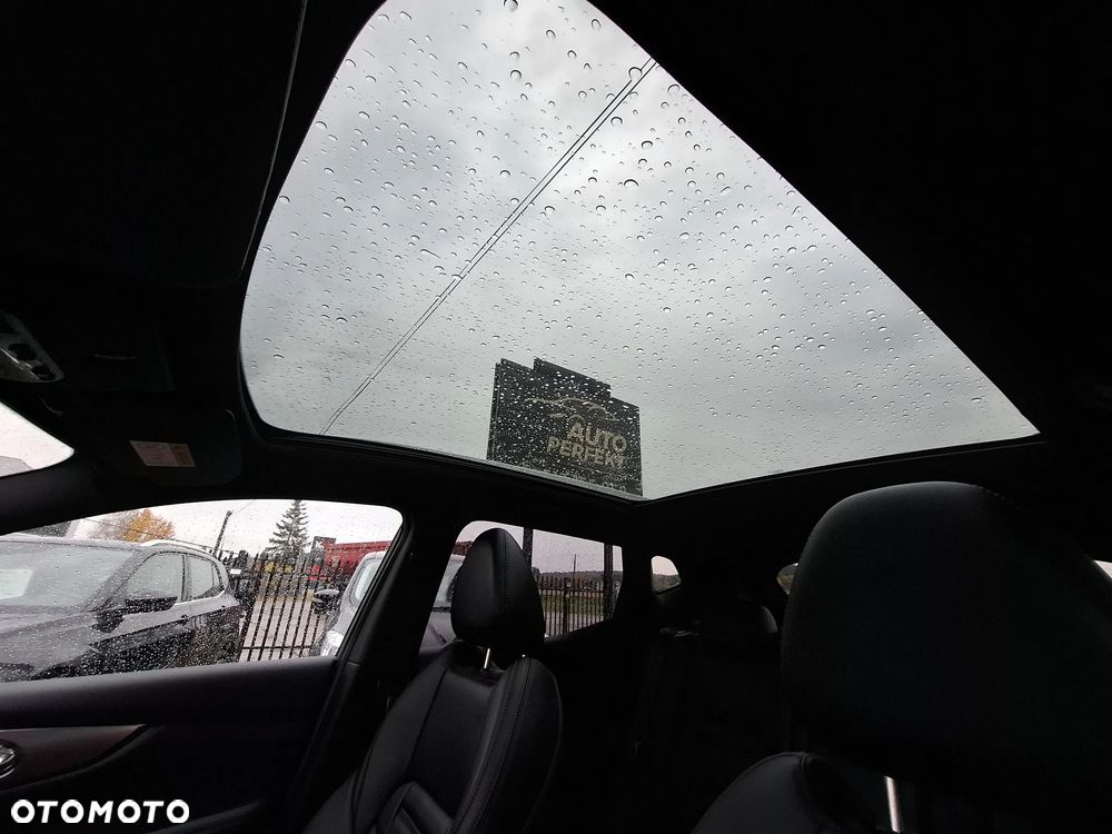 Nissan Qashqai 1.2 DIG-T Acenta EU6 - 17