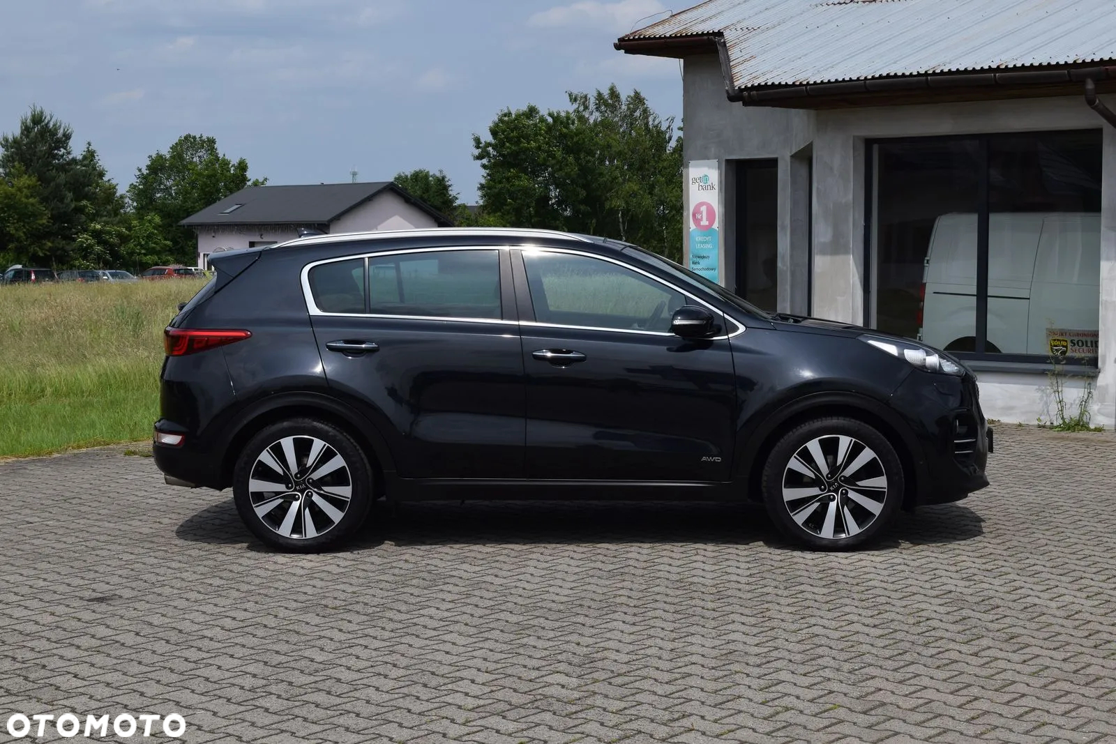 Kia Sportage 2,0 CRDI AWD Platinum - 9
