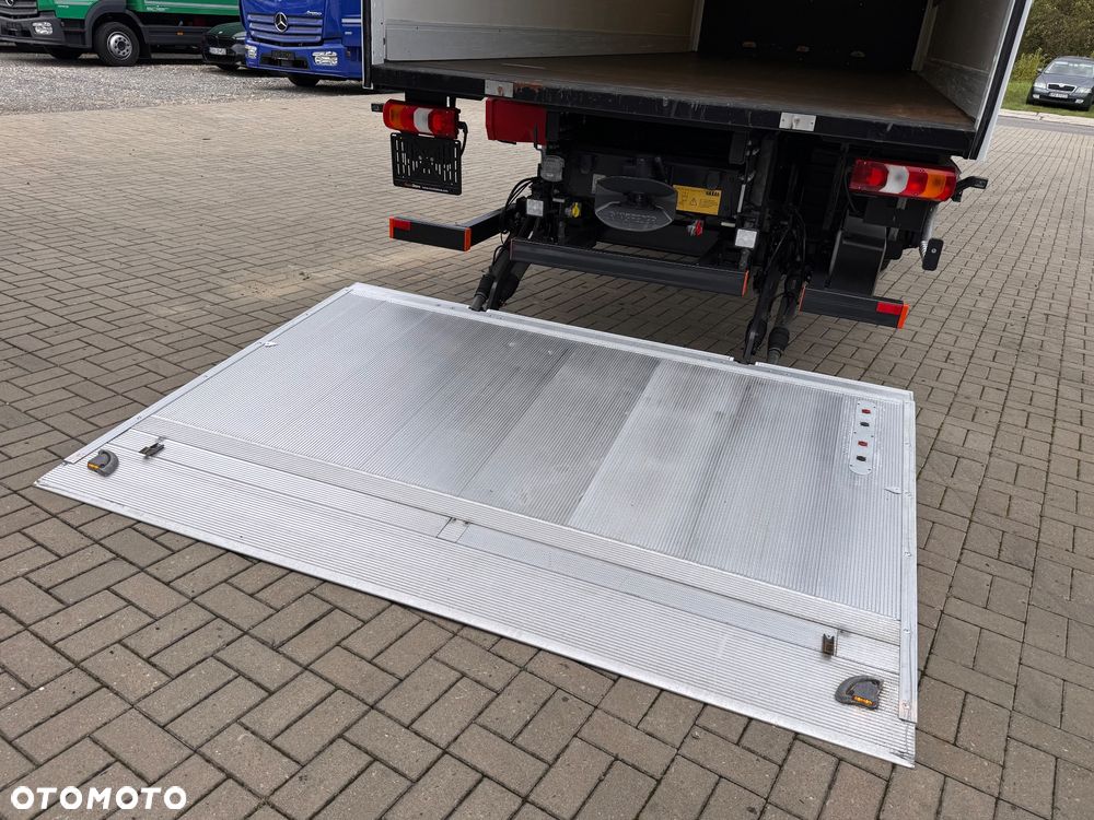 Mercedes-Benz ATEGO - 11