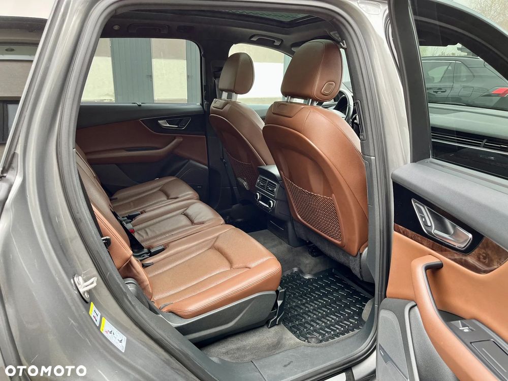 Audi Q7 - 18