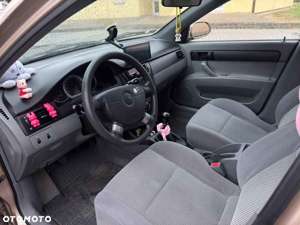 Chevrolet Lacetti - 5