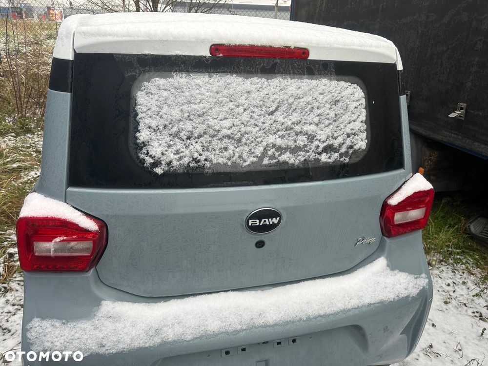 KLAPA BAGAŻNIKA BAW PONNY.