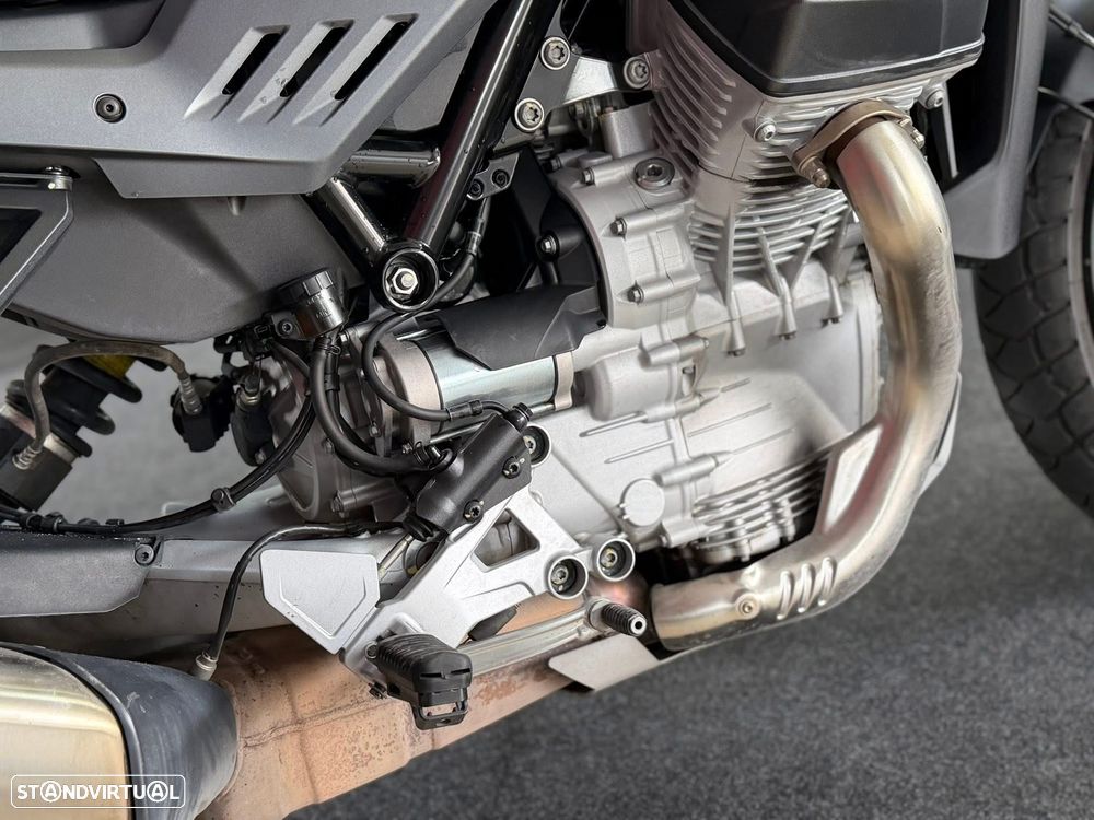 Moto Guzzi Stelvio - 8