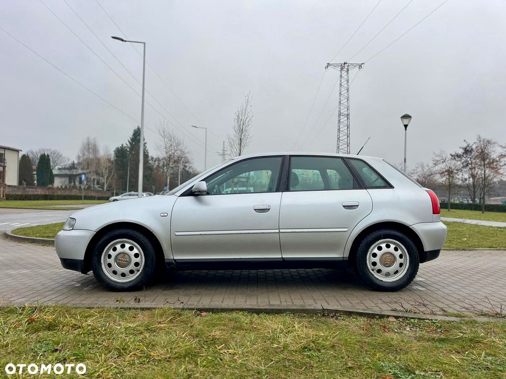 Audi A3 Sportback - 4