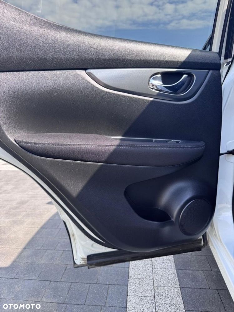 Nissan Qashqai - 23