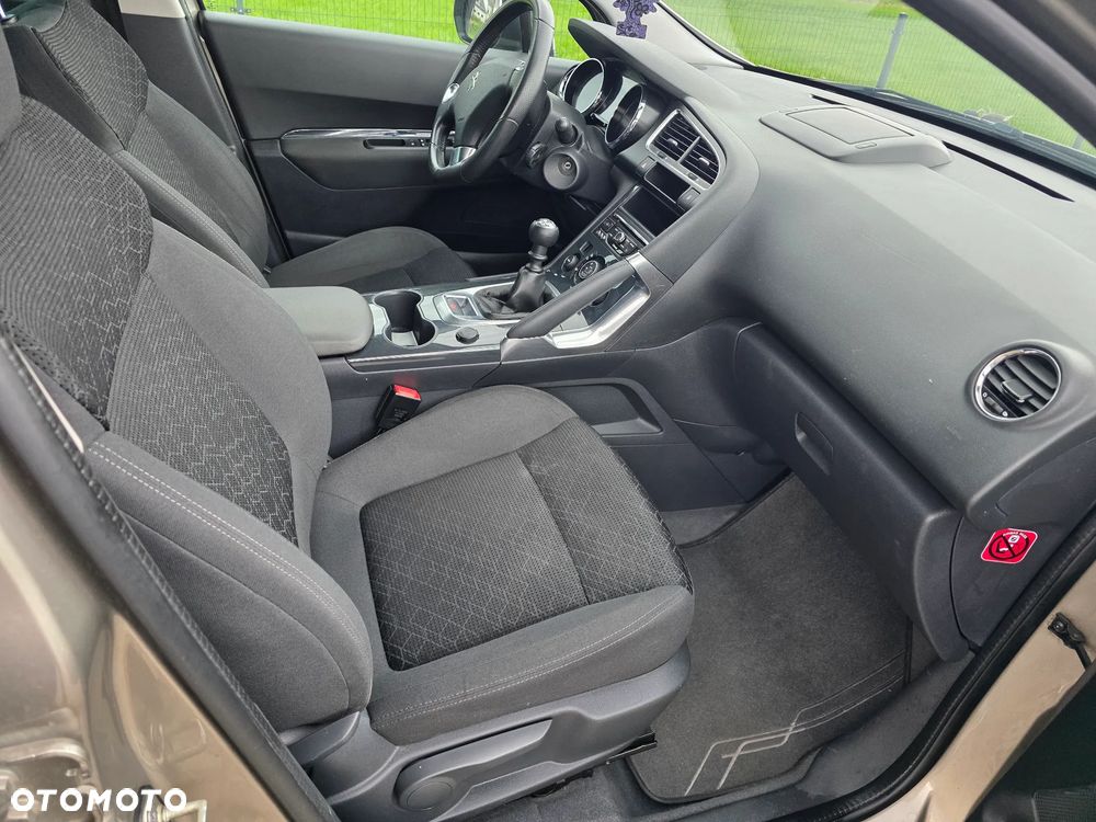 Peugeot 3008 HDi 115 Business-Line - 17