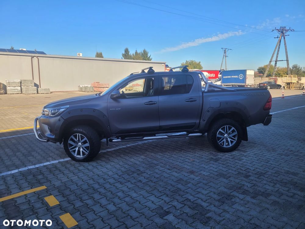 Toyota Hilux 2019 photo 2