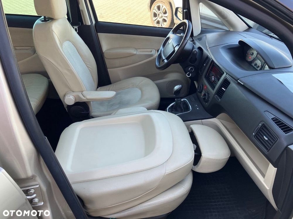 Lancia Musa 1.4 16V Platino - 30