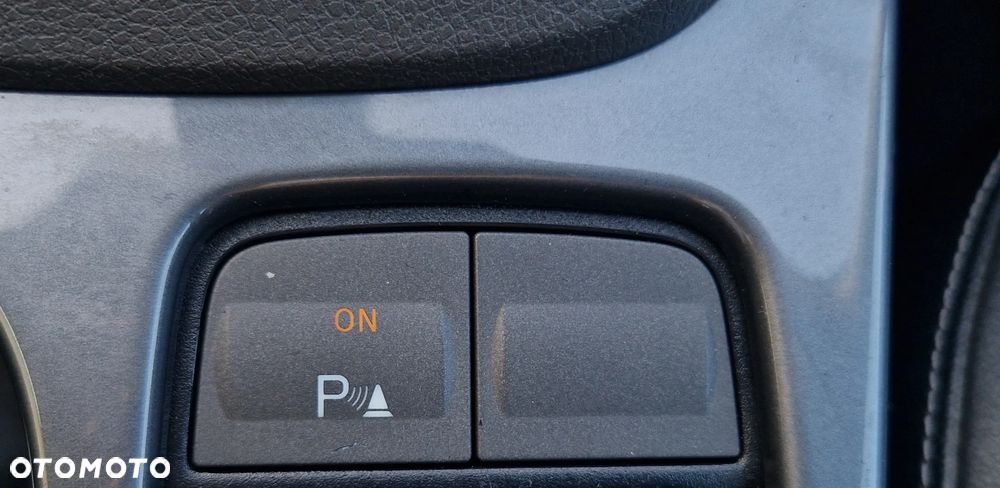 Ford Kuga 2.0 TDCi 4x4 Titanium - 36