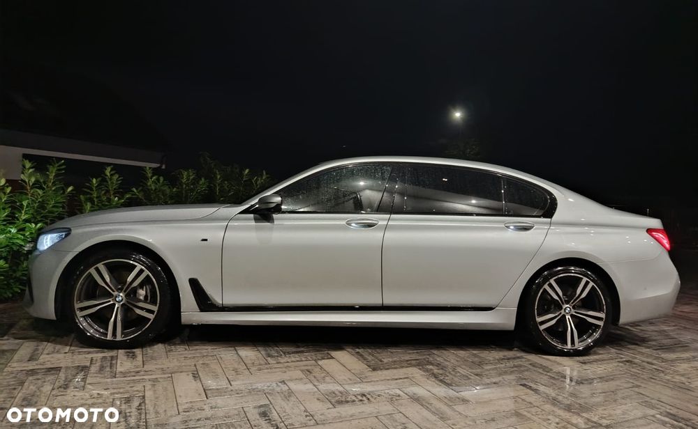 BMW Seria 7 740Li - 6