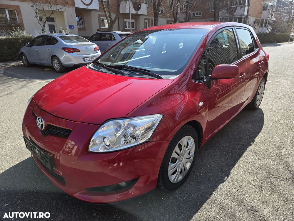 Toyota Auris 1.4 D-4D - 3