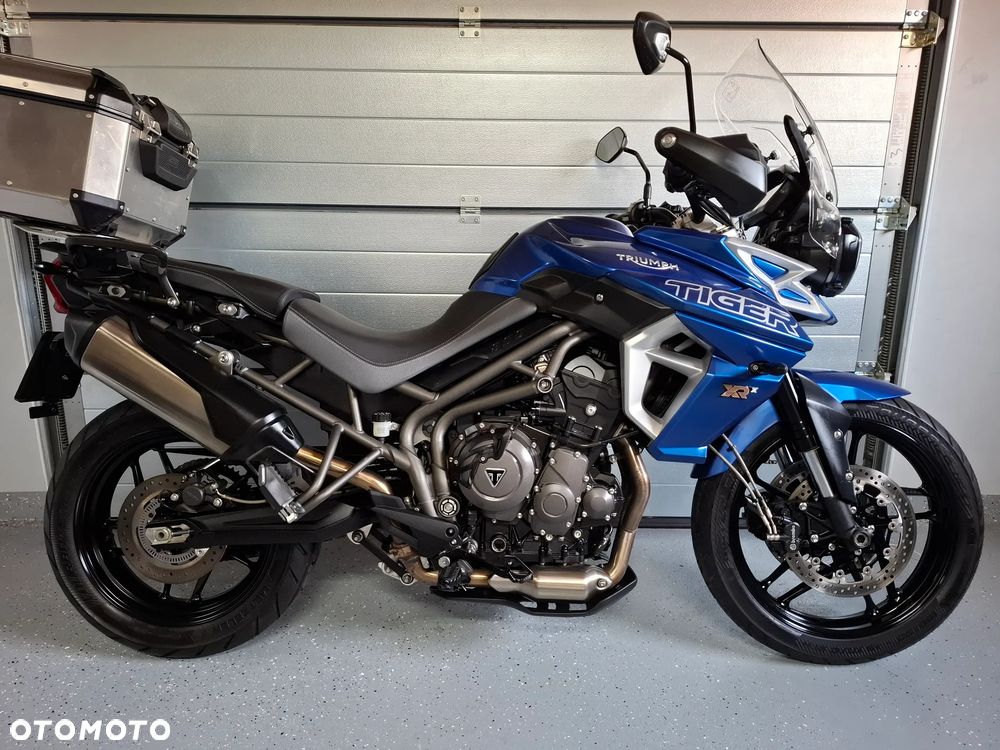 Triumph Tiger - 9