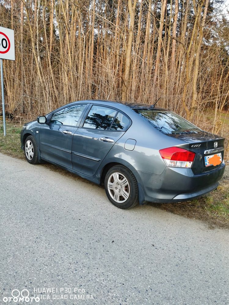 Honda City 1.4 Comfort - 2