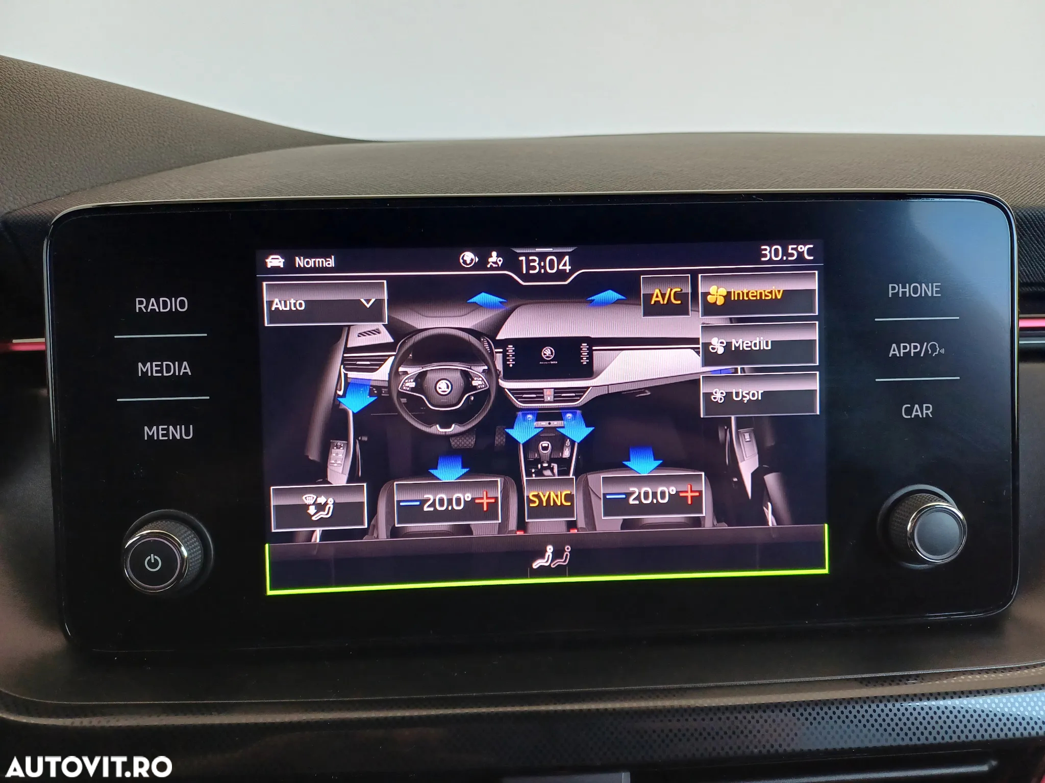 Skoda Kamiq 1.5 TSI DSG Monte Carlo - 28