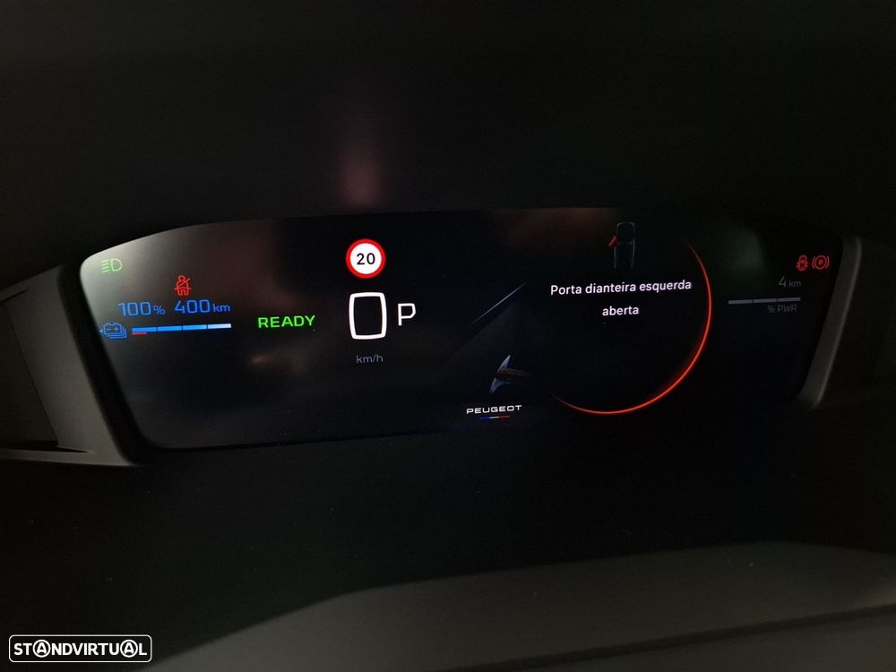 Peugeot e-2008 54 kWh Allure - 15