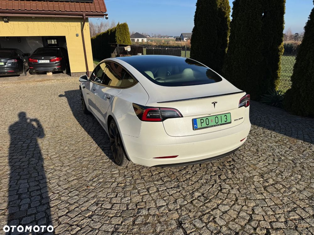 Tesla Model 3 Performance AWD - 4