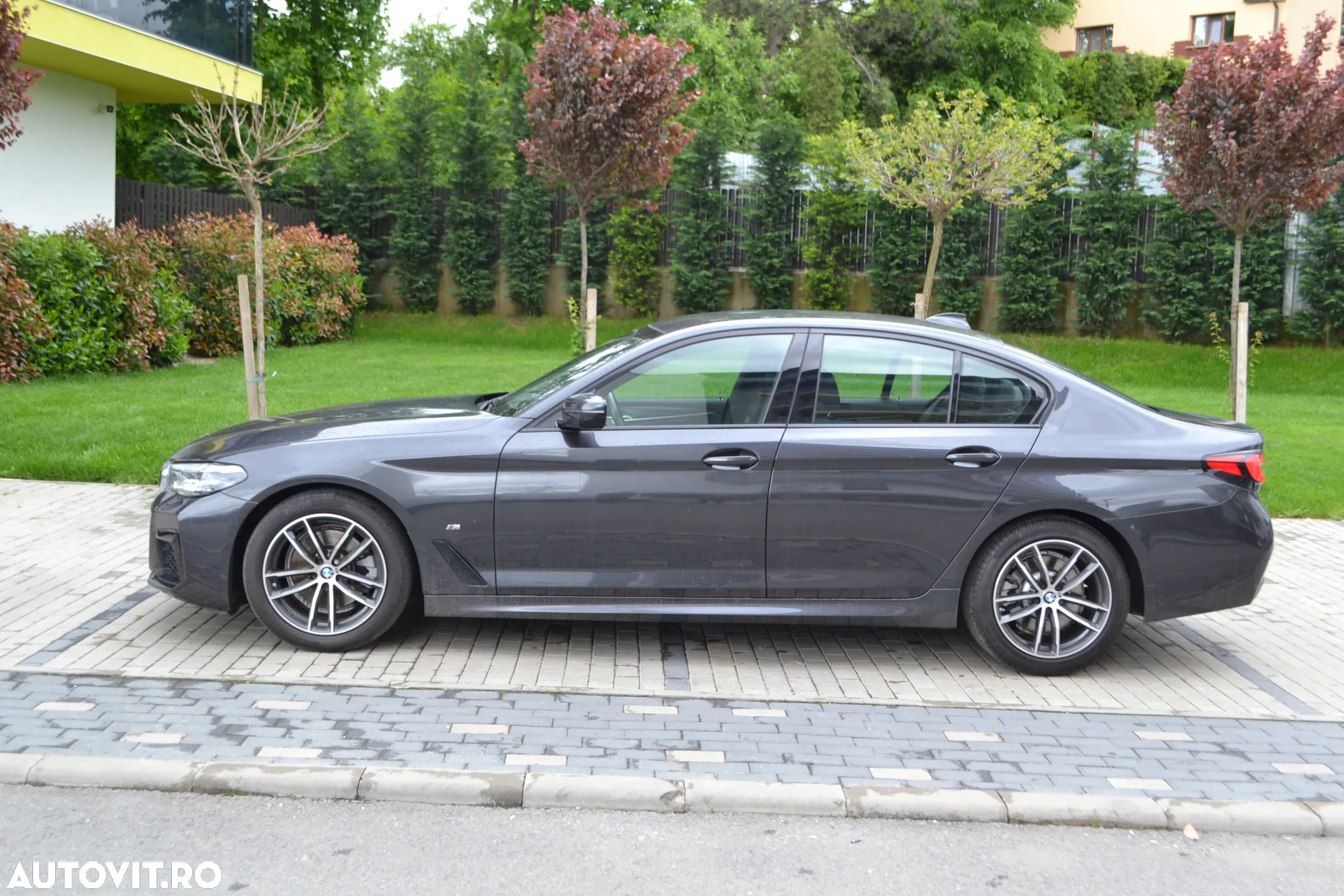 BMW Seria 5 520d Touring Aut. M Sport Edition - 5