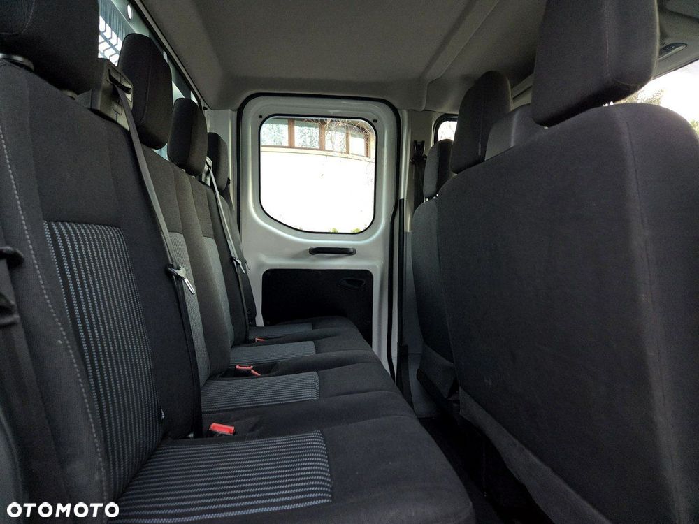 Ford Transit - 11