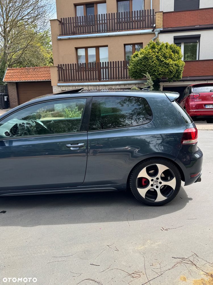 Volkswagen Golf ver-2-0-tsi-gti-dsg - 15