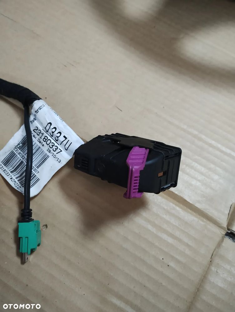 OPEL INSIGNIA A WIĄZKA TUNELU GNIAZDO USB SD AUX PRZETWORNICA AC 230V - 6