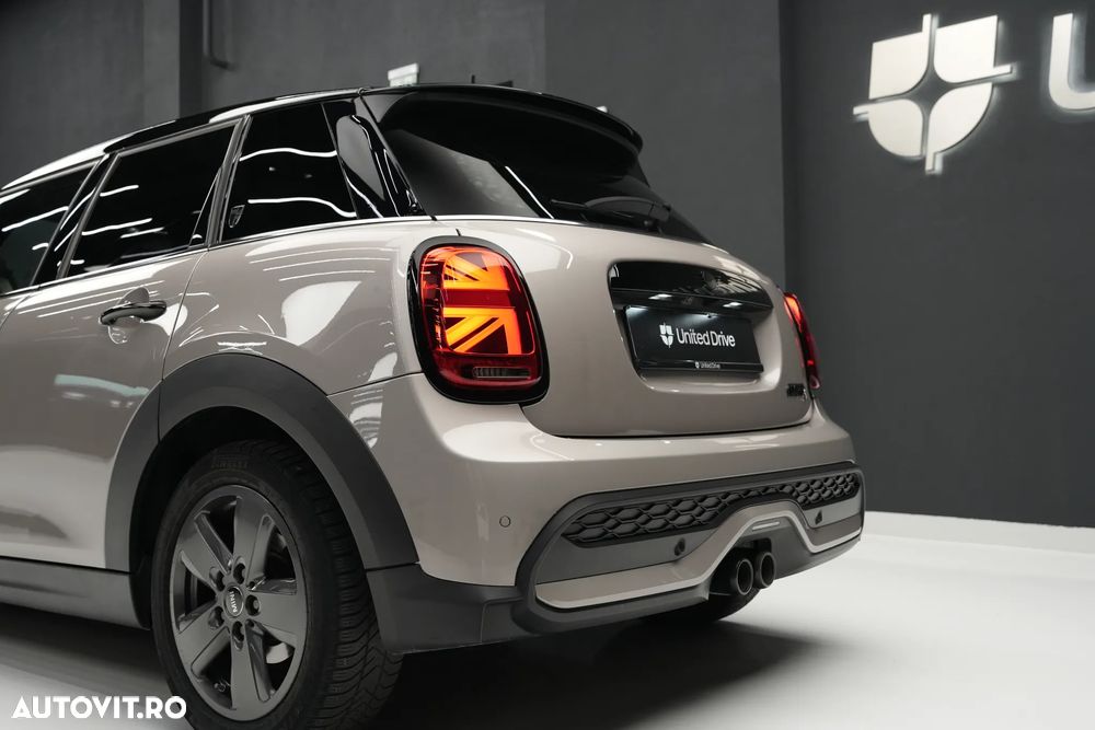 Mini Cooper S AT - 31