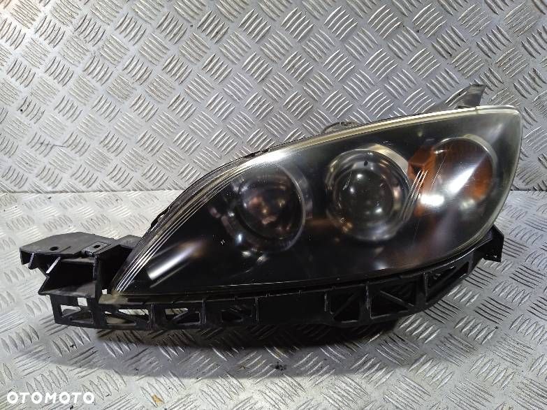 LAMPA LEWA PRZEDNIA MAZDA 3
