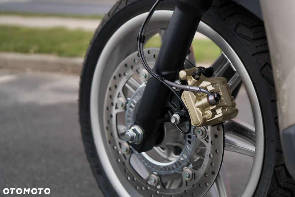 Piaggio Beverly - 10