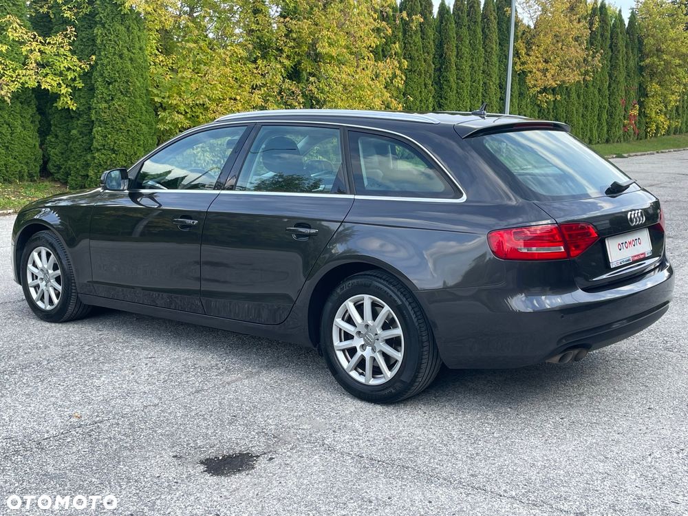 Audi A4 Avant 2.0 TDI ultra - 27