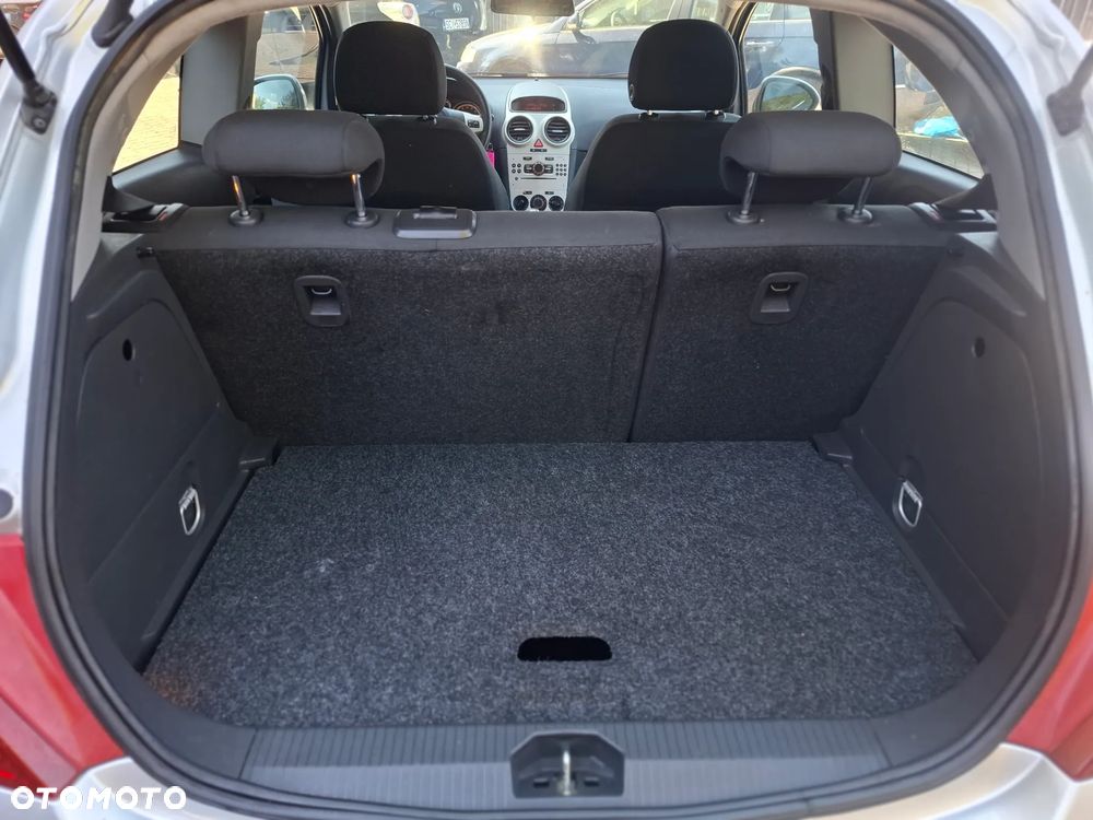 Opel Corsa 1.2 16V Easytronic Cosmo - 10