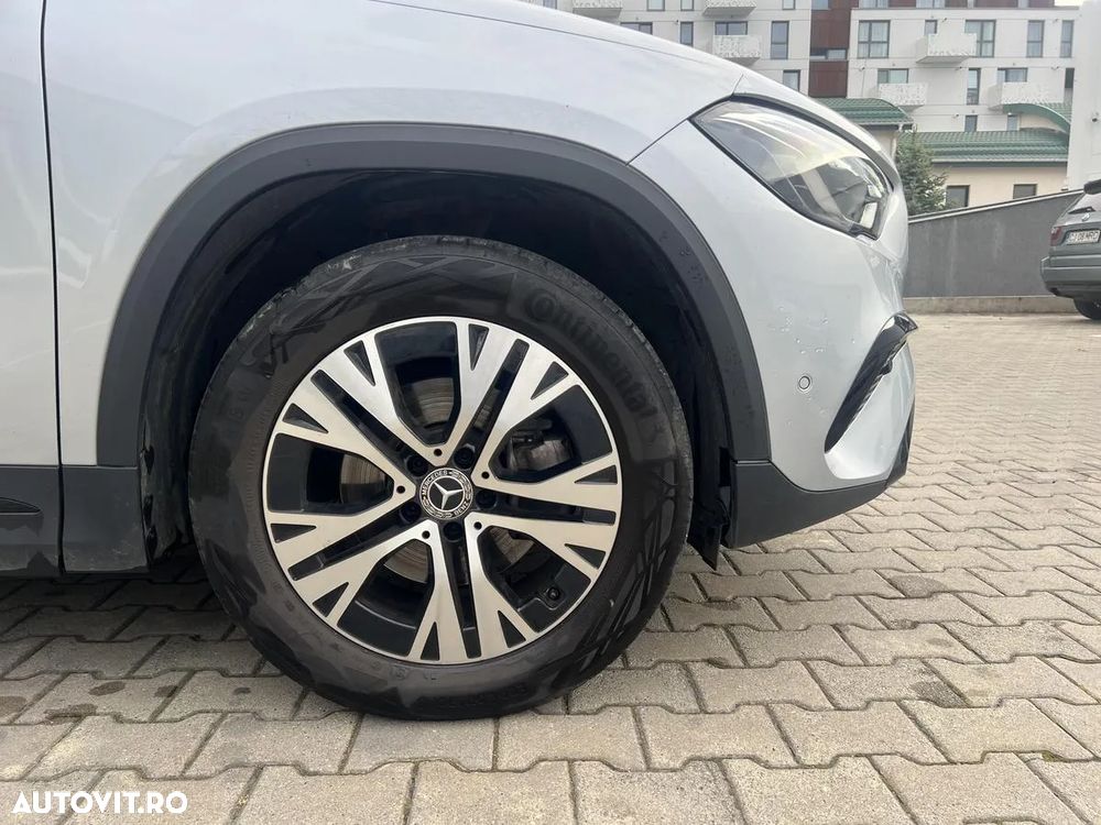 Mercedes-Benz GLA 200 d 4MATIC Aut. - 18